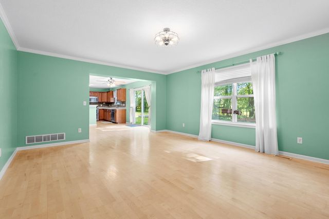 6737 Annandale Drive, Kalamazoo, MI 49009