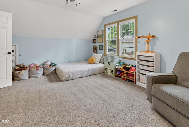 956 E Durness Court, Wake Forest, NC 27587