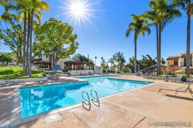 7440 Caminito Carlotta, San Diego, CA 92120