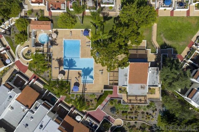 7440 Caminito Carlotta, San Diego, CA 92120