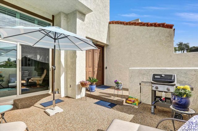 7440 Caminito Carlotta, San Diego, CA 92120