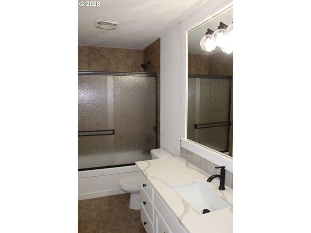 23062 Sw BYERS LAKE Ter, Sherwood, OR 97140