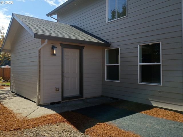23062 Sw BYERS LAKE Ter, Sherwood, OR 97140