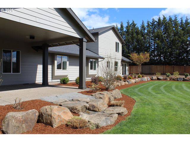 23062 Sw BYERS LAKE Ter, Sherwood, OR 97140