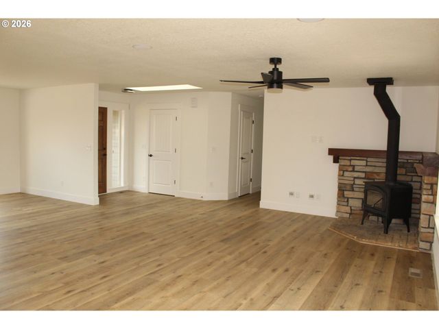 23062 Sw BYERS LAKE Ter, Sherwood, OR 97140