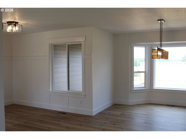 23062 Sw BYERS LAKE Ter, Sherwood, OR 97140