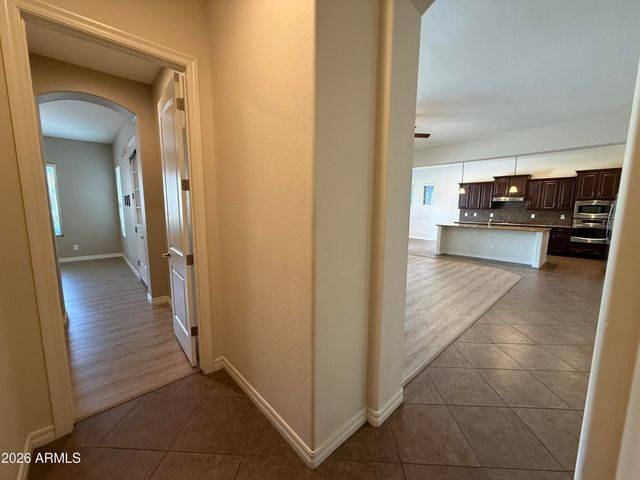 4045 S Camellia Drive, Chandler, AZ 85248