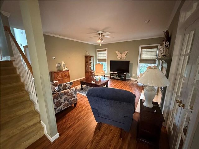 1105 Hunters Glen Drive, Woodstock, GA 30189