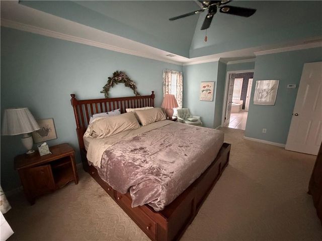 1105 Hunters Glen Drive, Woodstock, GA 30189