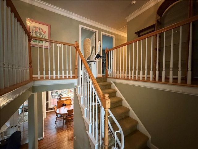 1105 Hunters Glen Drive, Woodstock, GA 30189