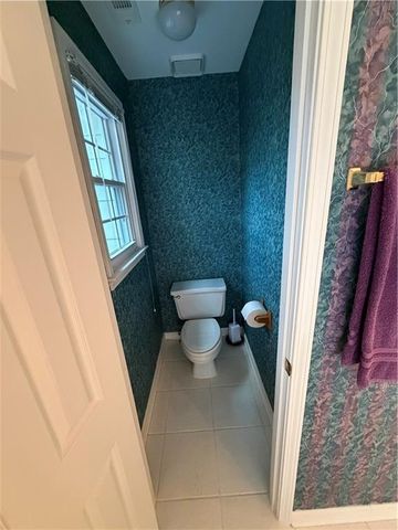 1105 Hunters Glen Drive, Woodstock, GA 30189