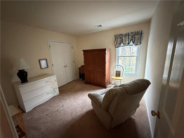 1105 Hunters Glen Drive, Woodstock, GA 30189