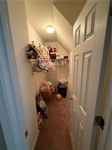 1105 Hunters Glen Drive, Woodstock, GA 30189