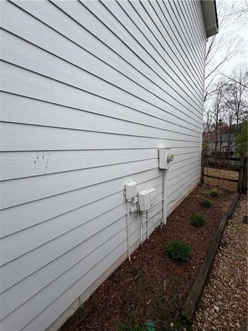 1105 Hunters Glen Drive, Woodstock, GA 30189