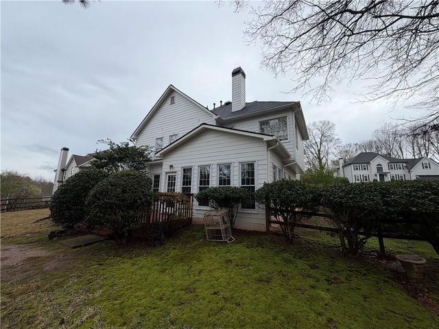 1105 Hunters Glen Drive, Woodstock, GA 30189