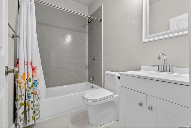 1823 EDISON DR, San Antonio, TX 78201