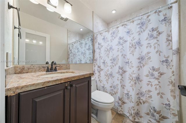 6960 Scott St, Hollywood, FL 33024