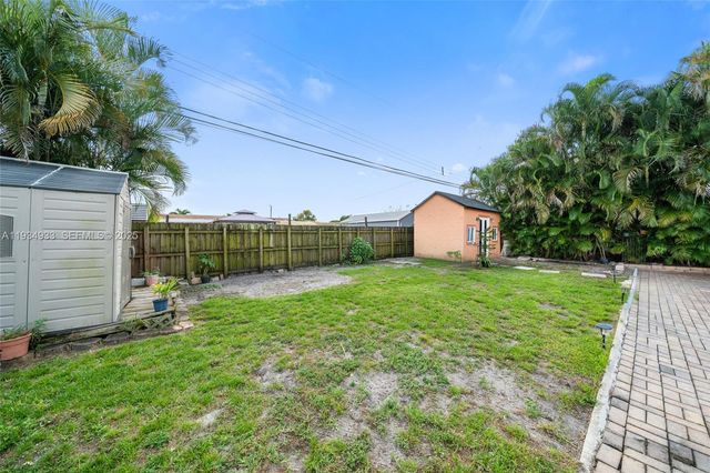 6960 Scott St, Hollywood, FL 33024