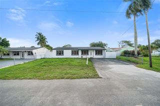 6960 Scott St, Hollywood, FL 33024