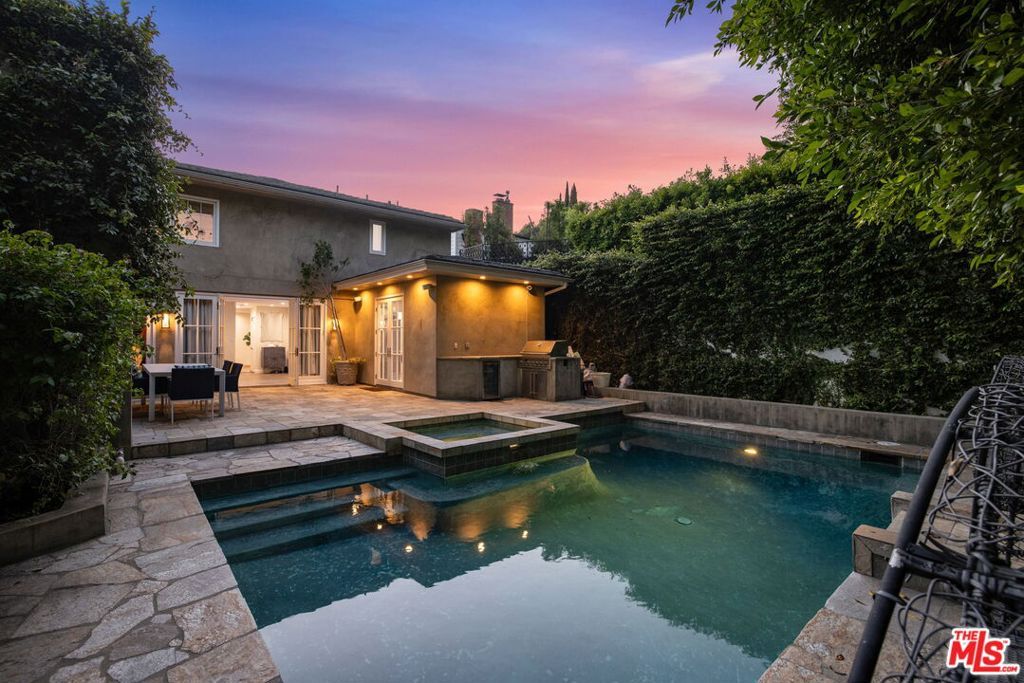 Image 1 of property listing at 1124 Sierra Alta Way, Los Angeles, CA 90069