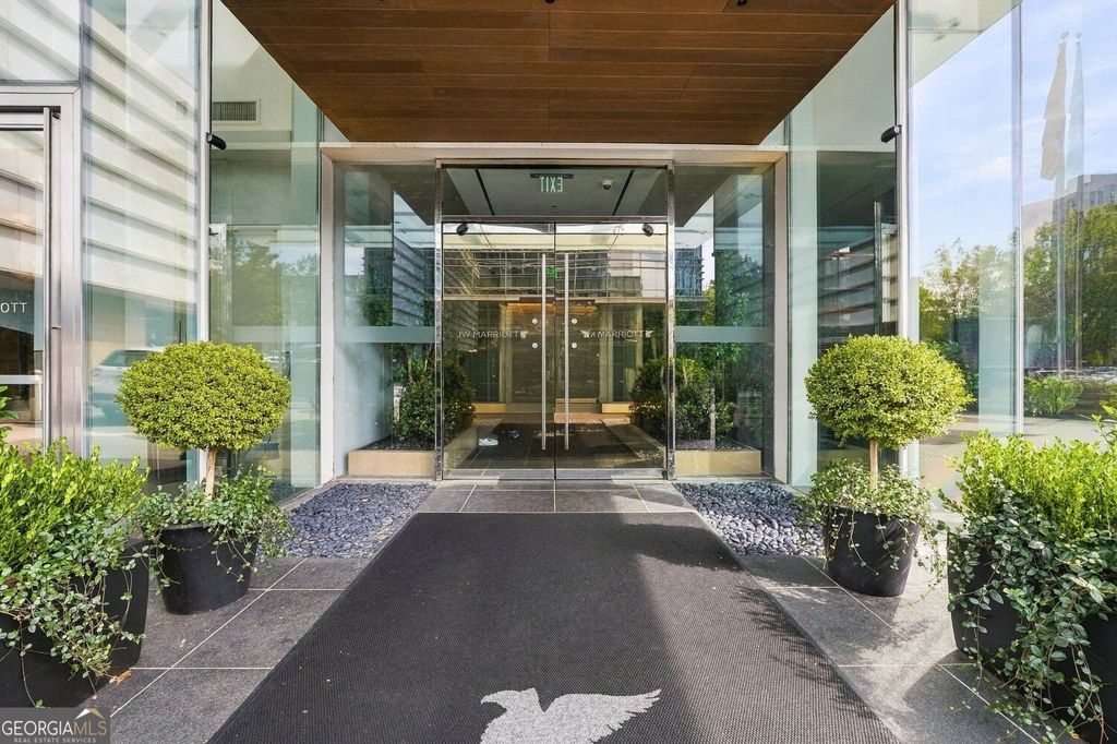 45 Ivan Allen Jr Boulevard NW 1704, Atlanta, GA 30308 — photo 2