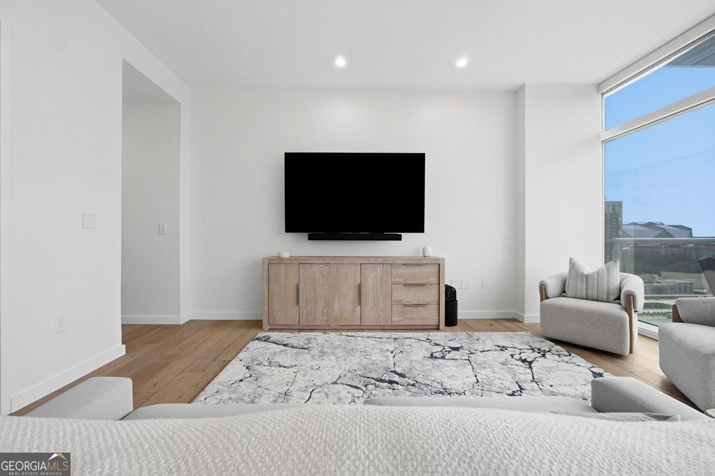 45 Ivan Allen Jr Boulevard NW 1704, Atlanta, GA 30308 — photo 5