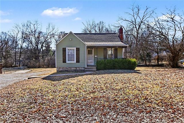 9201 E 68TH Terrace, Raytown, MO 64133