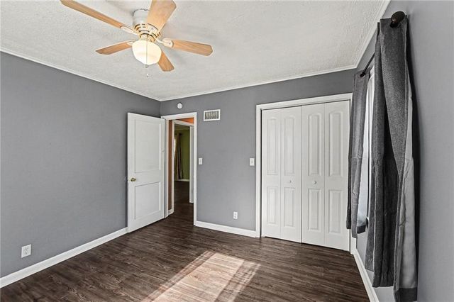 9201 E 68TH Terrace, Raytown, MO 64133