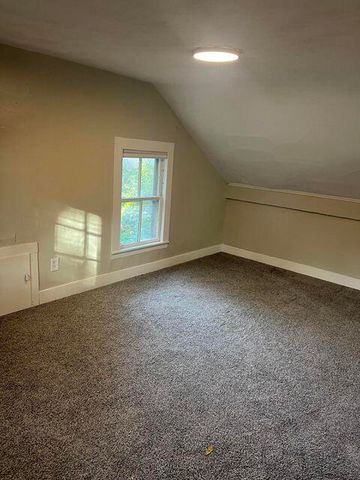 914 W Maumee Street, Adrian, MI 49221