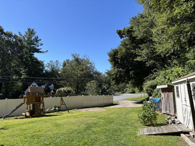 341 Stonehouse Road, Coventry, CT 06238