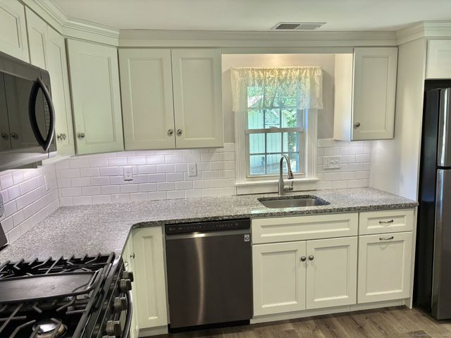341 Stonehouse Road, Coventry, CT 06238