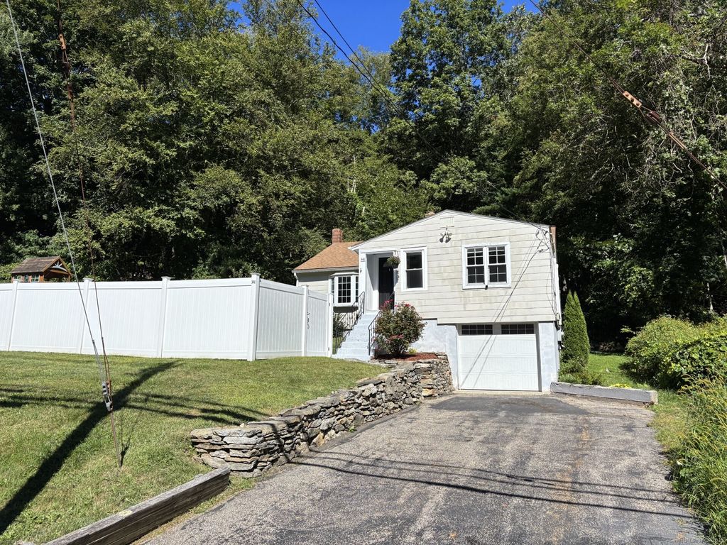 341 Stonehouse Road, Coventry, CT 06238
