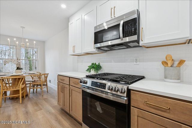 18 Oak Knoll Drive, Matawan, NJ 07747