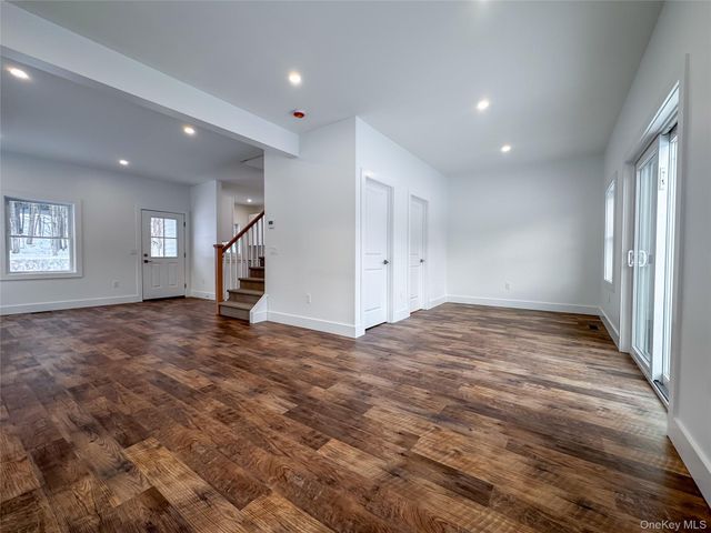 106 Wigsten Road, Pleasant Valley, NY 12569