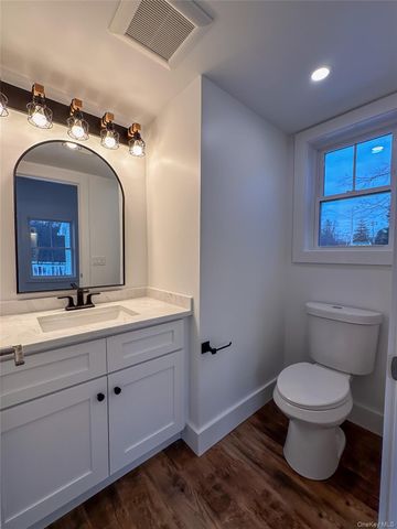 106 Wigsten Road, Pleasant Valley, NY 12569