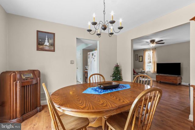 119 CHESTNUT DR, Quakertown, PA 18951