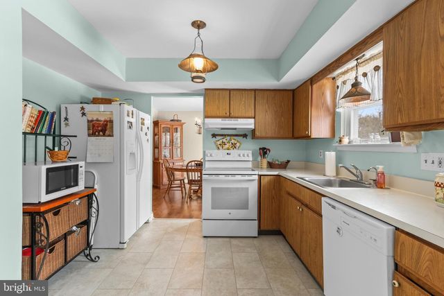 119 CHESTNUT DR, Quakertown, PA 18951