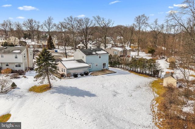 119 CHESTNUT DR, Quakertown, PA 18951