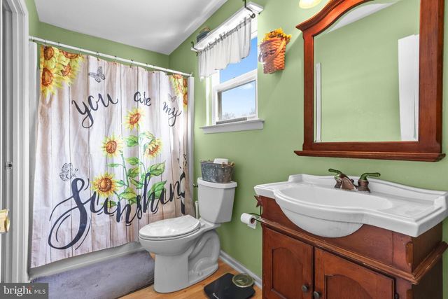 119 CHESTNUT DR, Quakertown, PA 18951