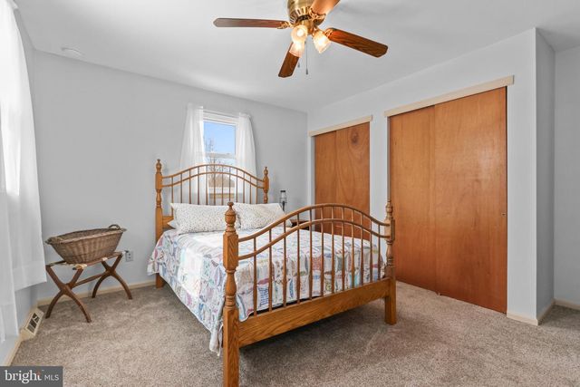 119 CHESTNUT DR, Quakertown, PA 18951