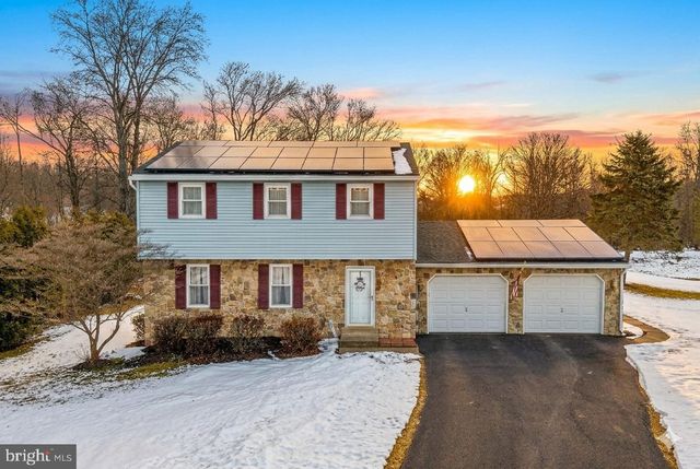 119 CHESTNUT DR, Quakertown, PA 18951