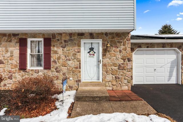 119 CHESTNUT DR, Quakertown, PA 18951