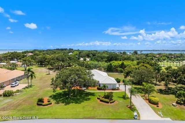 290 Utopia Circle, Merritt Island, FL 32952