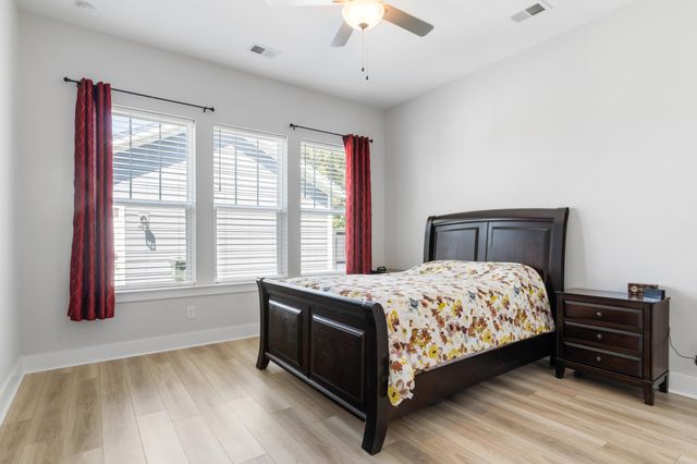 150 Helena Park Drive, Summerville, SC 29486