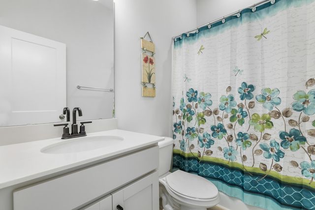 150 Helena Park Drive, Summerville, SC 29486