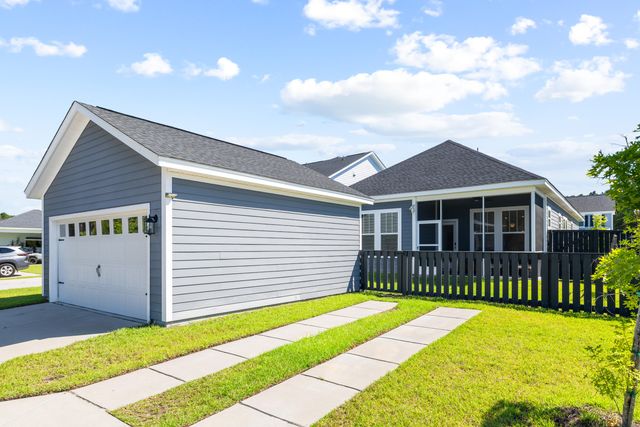 150 Helena Park Drive, Summerville, SC 29486