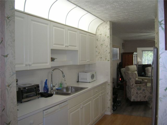 740 Lake Orchid Circle 108, Vero Beach, FL 32962