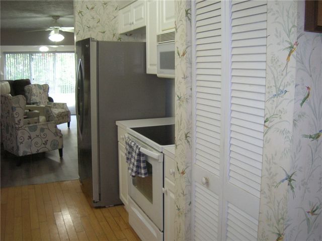 740 Lake Orchid Circle 108, Vero Beach, FL 32962