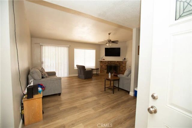 11031 Victor Avenue, Hesperia, CA 92345