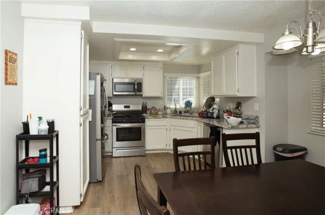 11031 Victor Avenue, Hesperia, CA 92345